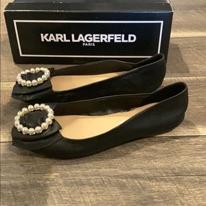 authentic Karl Lagerfeld Black leather flats sz 7